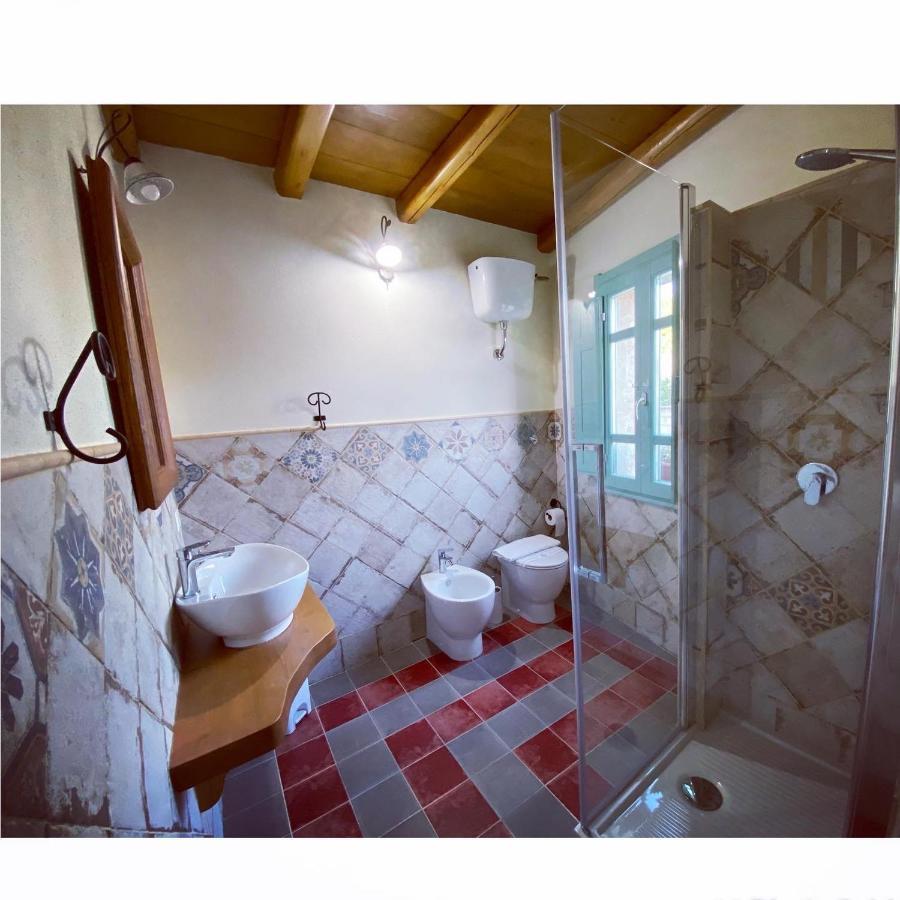 B&B Su Strintu Tuili Экстерьер фото
